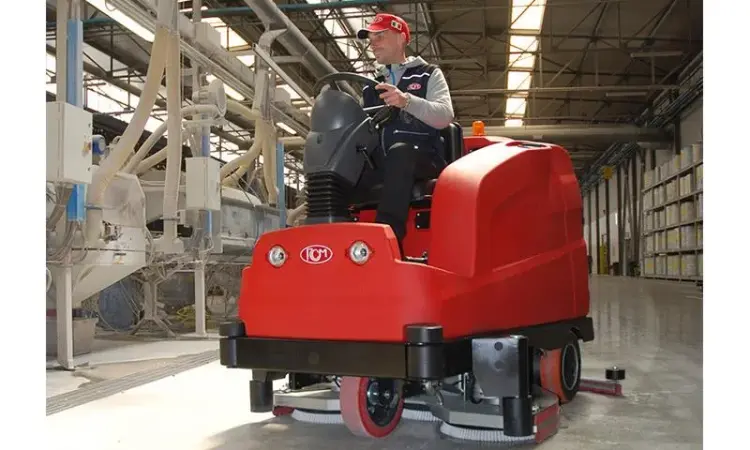 RCM Tera 1303 T Profesyonel Binicili Zemin Yıkama Makinesi - 4